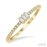10KY Diamond Baguette and Round Cut Petite Fashion Ring, 0.20 CTW
