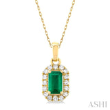 10KY Diamond and Emerald Pendant w/ 0.06 ctw & 18"