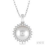 14KW Pearl & Diamond Pendant w/ 0.20 ctw & 18